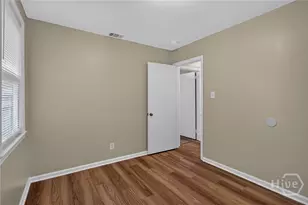 8601 Cresthill Ave, Savannah, GA 31406 - Photo 18