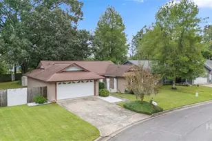 4 St Moritz Ct, Savannah, GA 31419 - Photo 2