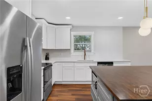 710 E 35th St, Savannah, GA 31401 - Photo 26