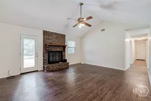 1417 Whitfield Park Cir, Savannah, GA 31406 - Photo 6