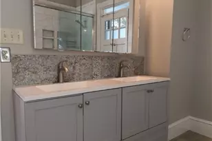 313 W 33rd St, Savannah, GA 31401 - Photo 14
