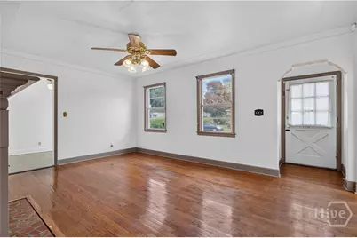 38th E Street Street, Savannah, GA 31401 - Photo 6