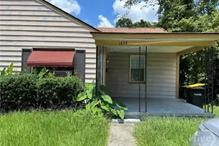 1824 E 39th St, Savannah, GA 31404 - Photo 2