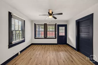 618 Magazine Avenue, Savannah, GA 31415 - Photo 8