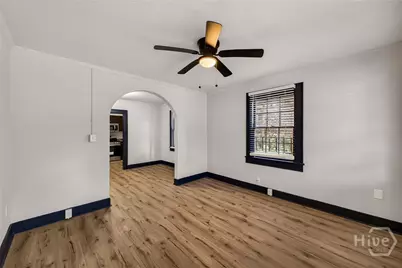 618 Magazine Avenue, Savannah, GA 31415 - Photo 4