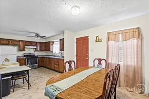 1130 W 49th St, Savannah, GA 31405 - Photo 10