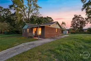 1130 W 49th St, Savannah, GA 31405 - Photo 2