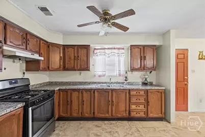 1130 W 49th Street, Savannah, GA 31405 - Photo 14