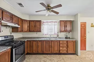 1130 W 49th St, Savannah, GA 31405 - Photo 14