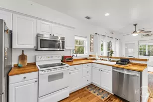 105 S Campbell Ave, Tybee Island, GA 31328 - Photo 22