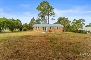 525 Carolyn St, Metter, GA 30439 - Photo 8