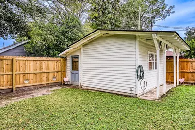 617 E 51st Street, Savannah, GA 31405 - Photo 40
