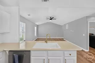 44 Braxton Manor Dr, Port Wentworth, GA 31407 - Photo 12