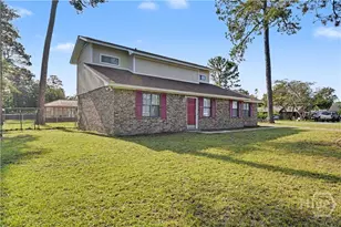 607 Slade St, Hinesville, GA 31313 - Photo 2