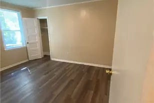 806 E 32nd St, Savannah, GA 31401 - Photo 4