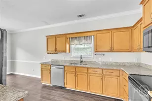 185 Oak Ridge Cir, Richmond Hill, GA 31324 - Photo 6