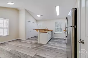 403 Shadowbrook Cir, Springfield, GA 31329 - Photo 8