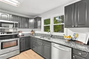 530 Talmadge Ave, Garden City, GA 31408 - Photo 10