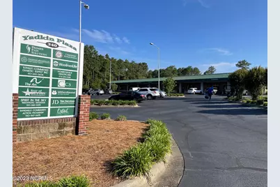 340 Commerce Avenue #Ste 4 & 5, Southern Pines, NC 28387 - Photo 1