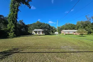 633 Piner Rd, Wilmington, NC 28409 - Photo 1