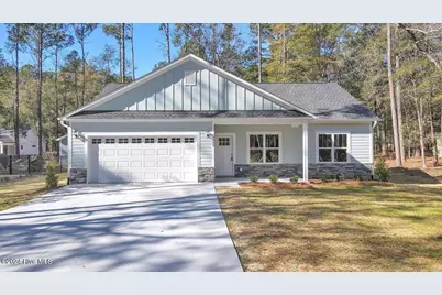 1048 McIlwaine Drive SW, Supply, NC 28462 - Photo 1
