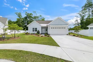 430 Raven Gln Dr, Southport, NC 28461 - Photo 1