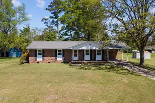 21 Edith Dr, Jacksonville, NC 28540 - Photo 1