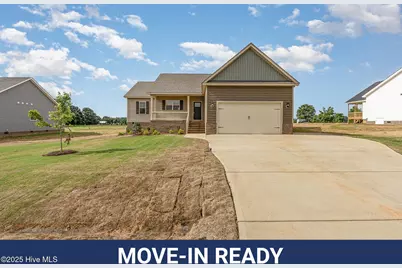 112 Royal Avenue, Selma, NC 27576 - Photo 1
