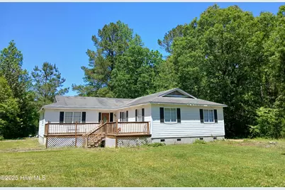 202 A L Banks Lane, Trenton, NC 28585 - Photo 1