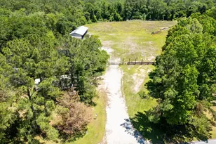 680 Half Moon Rd, New Bern, NC 28560 - Photo 1
