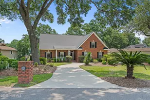 550 Sunset Lakes Blvd SW, Sunset Beach, NC 28468 - Photo 1