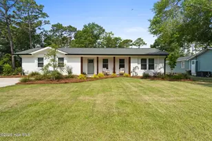 1015 E Moore St, Southport, NC 28461 - Photo 1