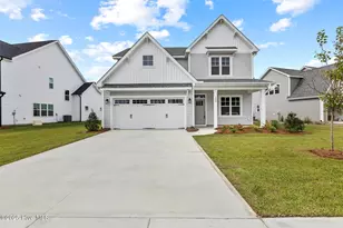 105 Lennox Ln, Hampstead, NC 28443 - Photo 1