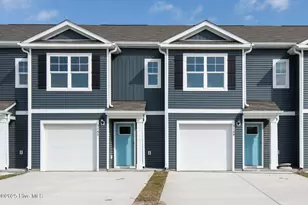 117 N Grassland Rd, Surf City, NC 28445 - Photo 1