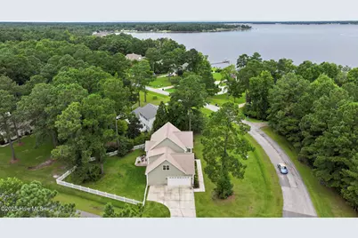 637 White Oak Crossing, Swansboro, NC 28584 - Photo 1