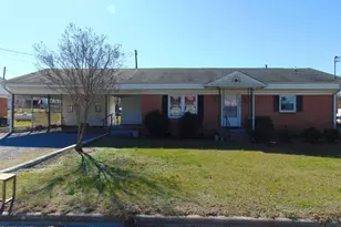 104 E Edgecombe St, Macclesfield, NC 27852 - Photo 1