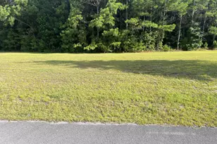 105 Ellery St, Newport, NC 28570 - Photo 1
