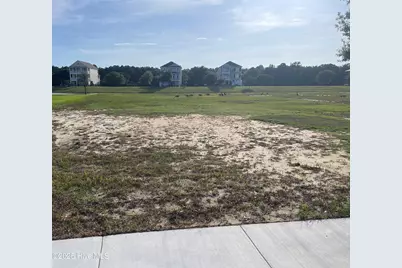 839 Cannonsgate Drive, Newport, NC 28570 - Photo 1