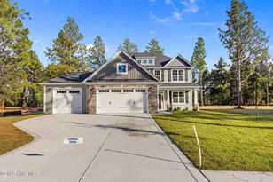 816 Winds Wy, Aberdeen, NC 28315 - Photo 1