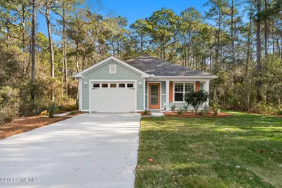 1200 N Caswell Avenue, Southport, NC 28461 - Photo 1