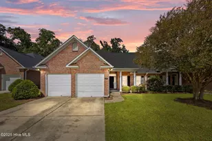 817 Vineyard Dr, New Bern, NC 28562 - Photo 1