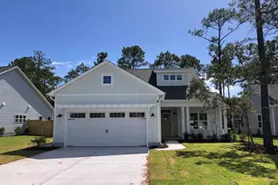 2339 Crescent Bay Dr, Southport, NC 28461 - Photo 1