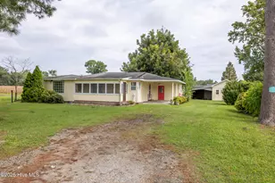 46 Herring St, Turkey, NC 28393 - Photo 1