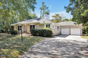 116 Olde Point Rd, Hampstead, NC 28443 - Photo 1
