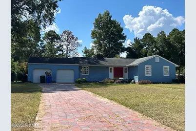 1303 Dogwood Lane, Laurinburg, NC 28352 - Photo 1
