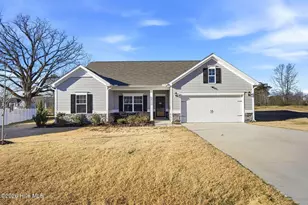 94 Bonnie Girl Ct, Lillington, NC 27546 - Photo 1