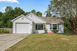314 Pebble Ln, Jacksonville, NC 28546 - Photo 1