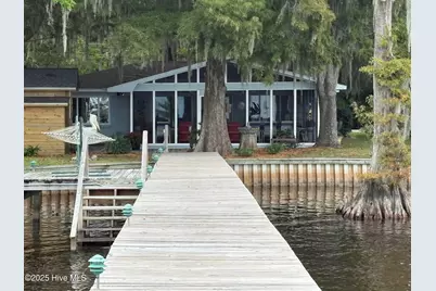 802 Canal Cove Road, Lake Waccamaw, NC 28450 - Photo 1
