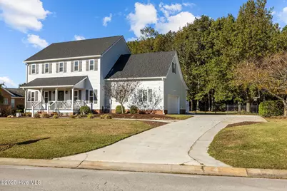 1801 Clubhouse Drive, Morehead City, NC 28557 - Photo 1