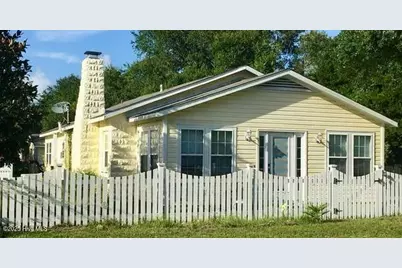 418 Fayetteville Avenue, Carolina Beach, NC 28428 - Photo 1